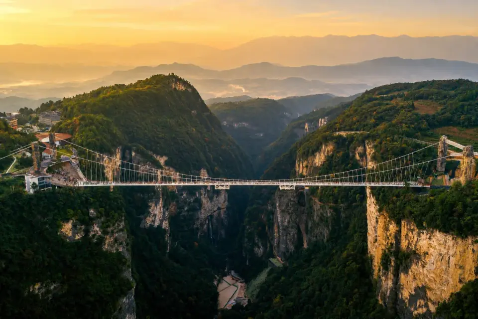 Montanhas de Zhangjiajie que inspiraram o filme Avatar